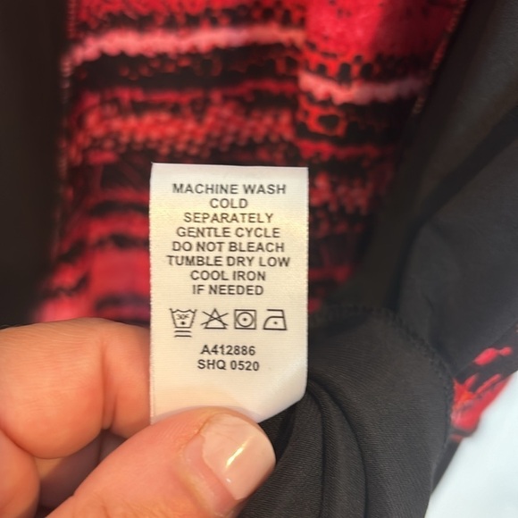 Kate & Mallory Women's oversized red black patchwork tunic artsy blouse size L - Picture 8 of 11